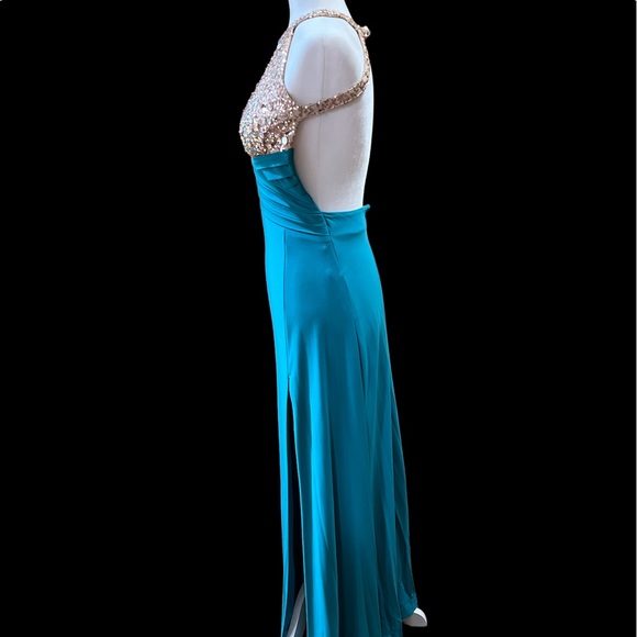 Formal Gown - Picture 3 of 7
